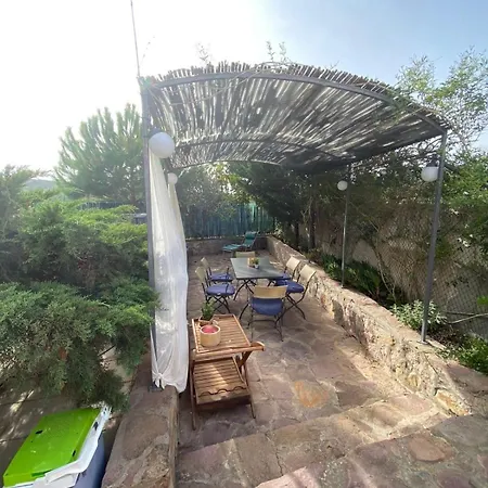 With Pool Su Preppa 's Aus Villa *