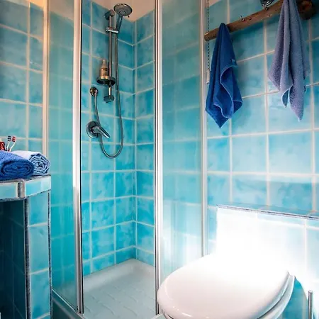 Vila With Pool Su Preppa 's Aus *