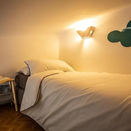 Vila With Pool Su Preppa 's Aus