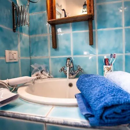 Vila With Pool Su Preppa 's Aus Carloforte (Isola di San Pietro)