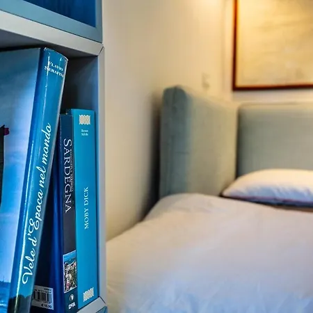 With Pool Su Preppa 's Aus *